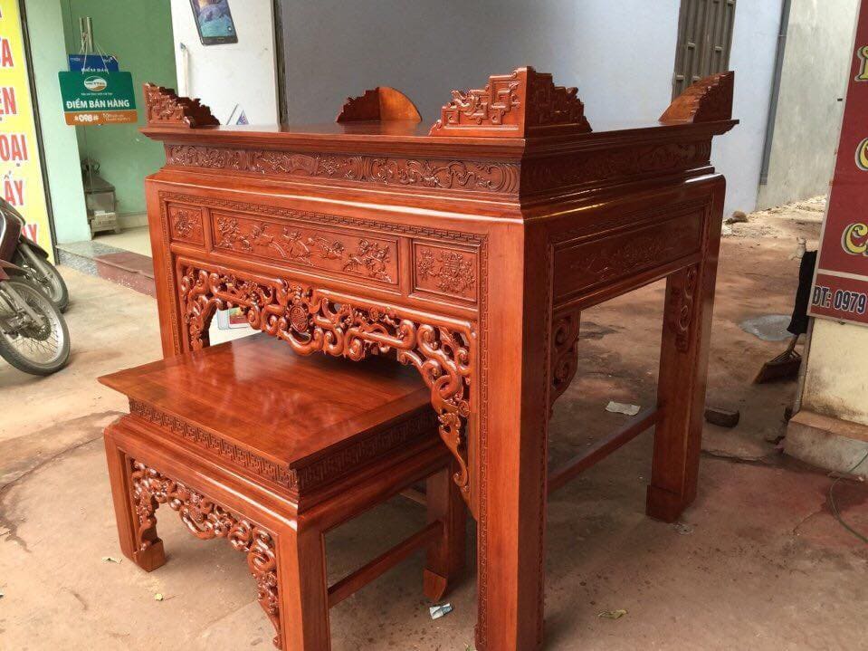 Gỗ gụ làm bàn thờ có tốt không