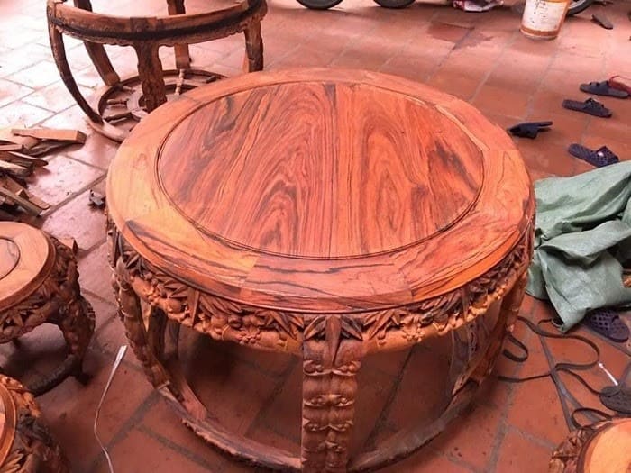 Bàn gỗ trắc có giá trị kinh tế cao