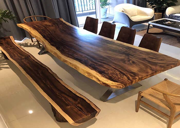 Đồ nội thất gỗ tự nhiên đắt hơn gỗ công nghiệp