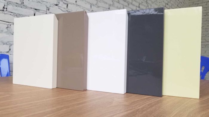 Gỗ công nghiệp Acrylic đang được bán tại An Cường