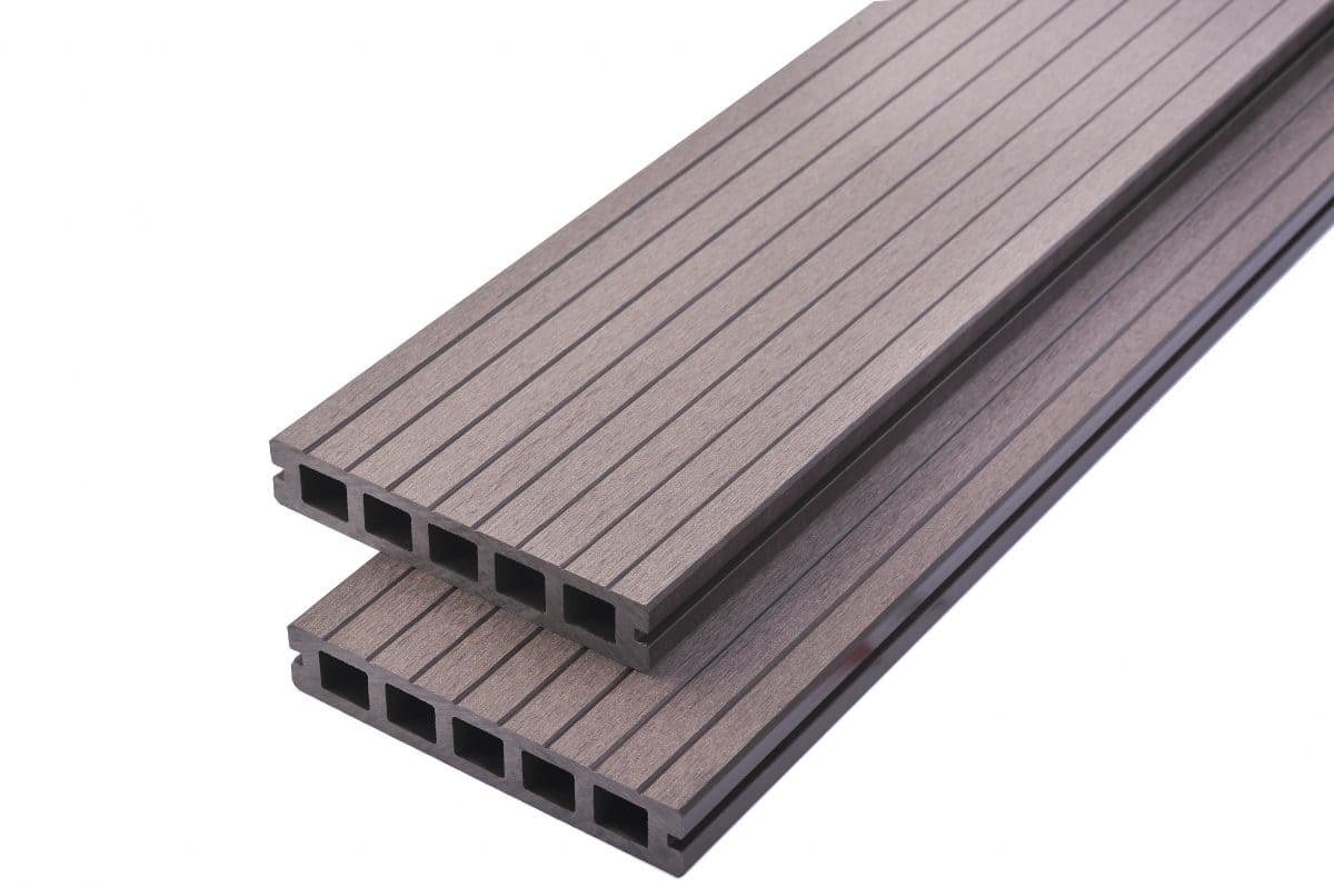 Đồ bền của composite không thua gỗ tự nhiên