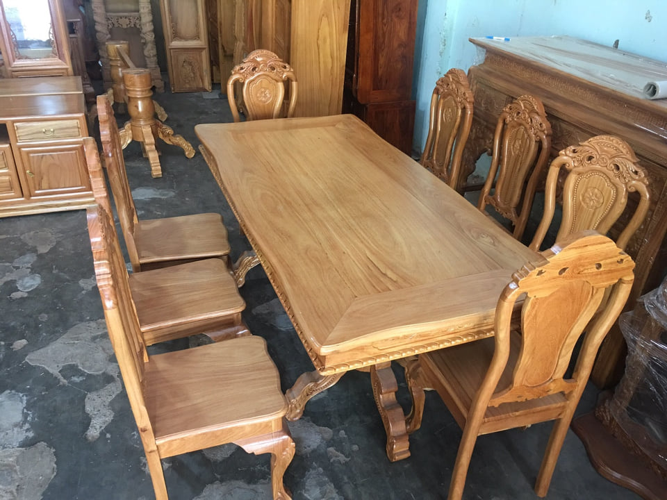 Bàn ghế nhà ăn gõ đỏ