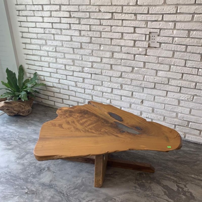 Bàn uống nước gỗ ké nguyên khối